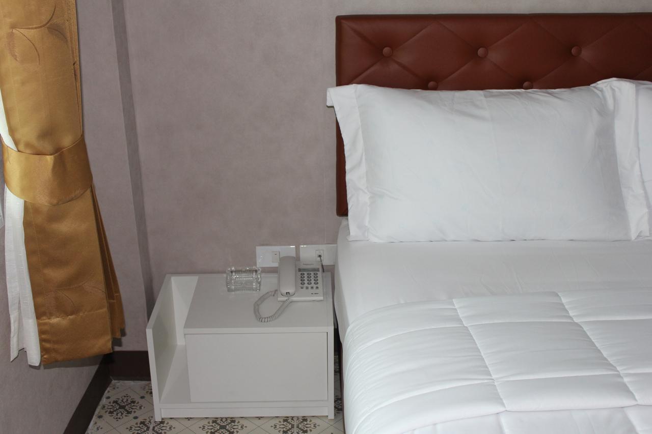 Everest Boutique Hotel Bangkok Luaran gambar
